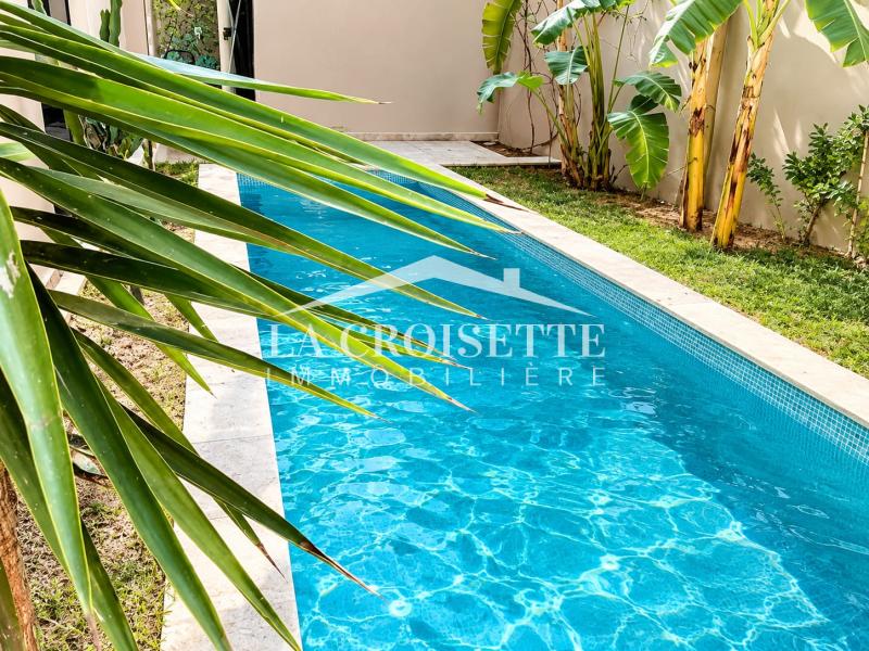 Villa meublée S+3 avec piscine à Gammarth